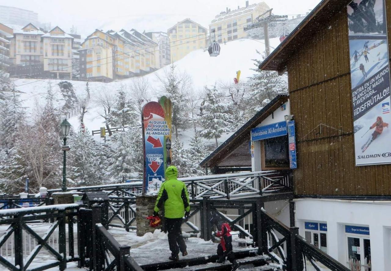 Miramar Ski A Pie De Pista Sierra Nevada Buitenkant foto